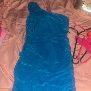 One shoulder runched dress (Blue)